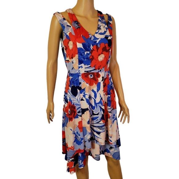 En Focus Studios Layered Floral Dress (Size 6) - Picture 8 of 8